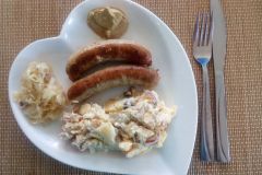 bratwurst & potatoe salat